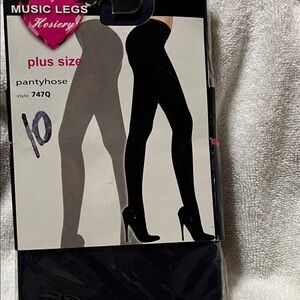 Music Legs Dark Navy Plus Size Pantyhose